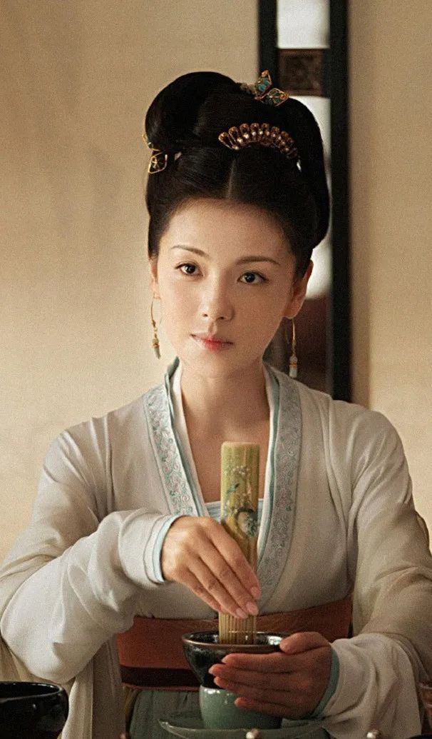 年老色衰出自哪里_年老色衰下一句_年老色衰