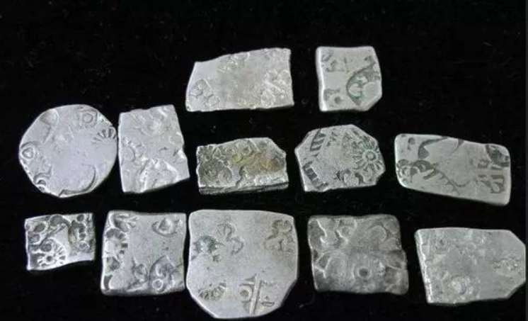 黑不溜秋_黑不溜秋_黑不溜秋