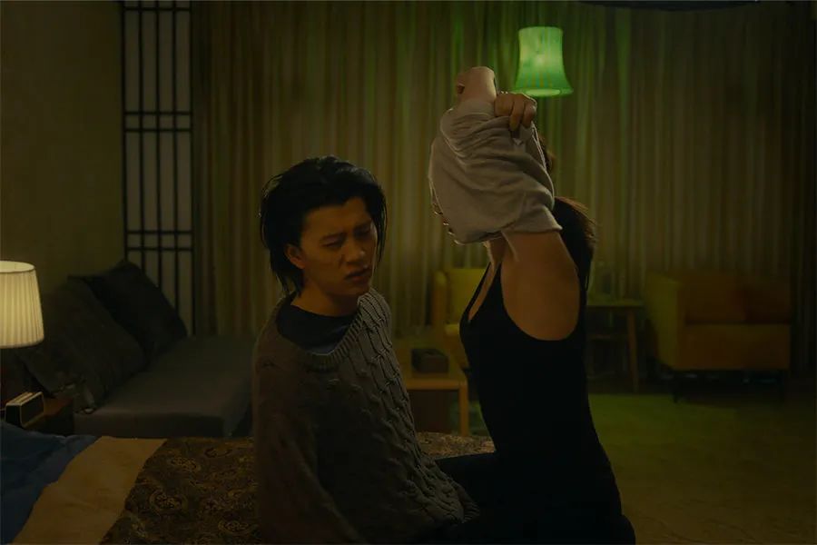 一笑心就疼是怎么回事_会心一笑_一笑心就痛