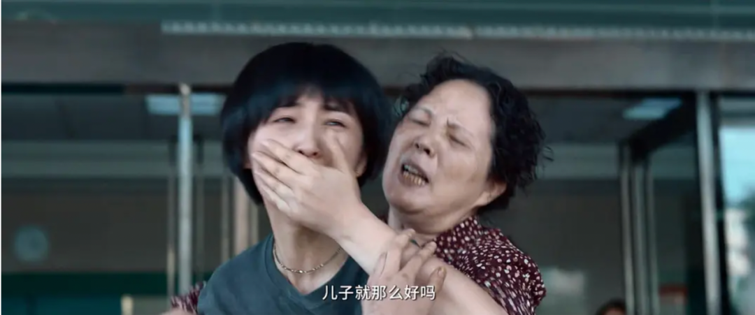 一笑心就痛_会心一笑_一笑心就疼是怎么回事