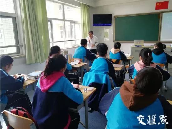 一笑心就疼是怎么回事_会心一笑_一笑心里就难受