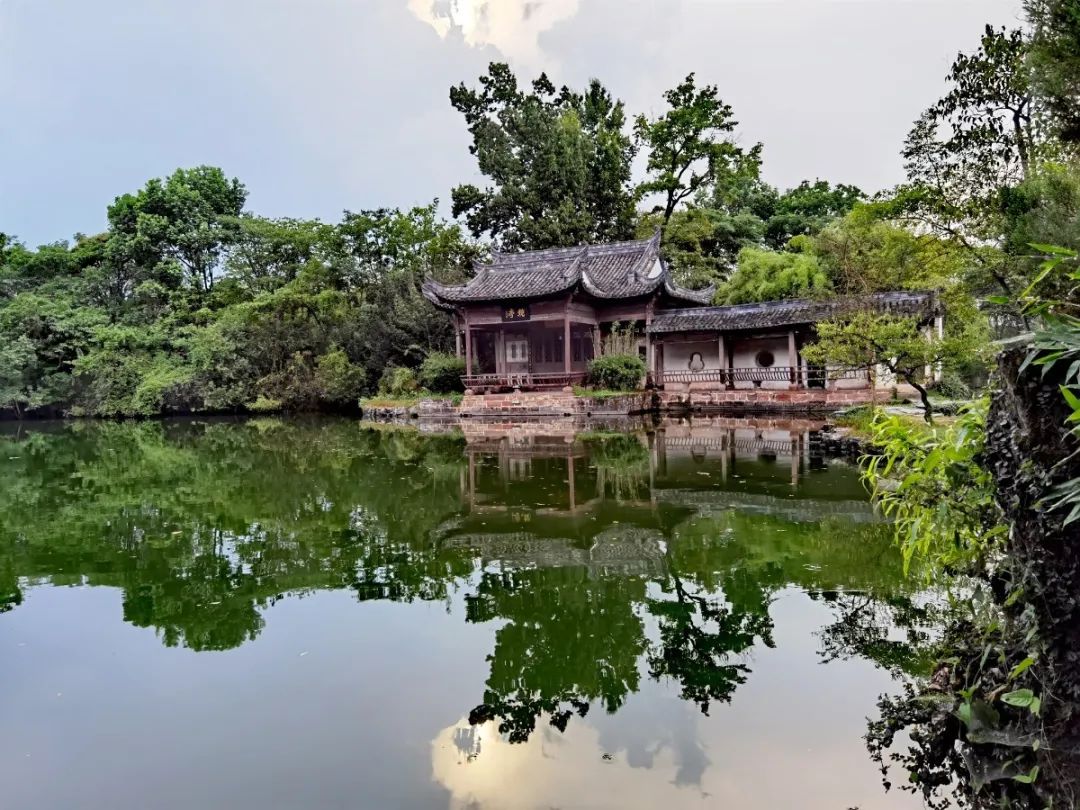 古_古诗_古朗月行唐李白