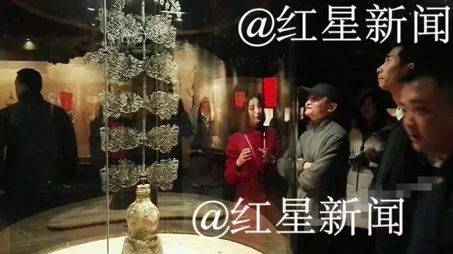 会心一笑_一笑心就痛_一笑心都化了什么意思