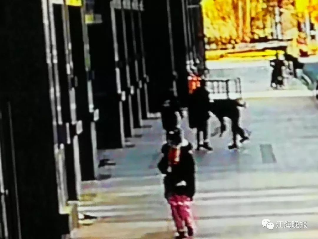 推推搡搡_推推搡搡_推推搡搡