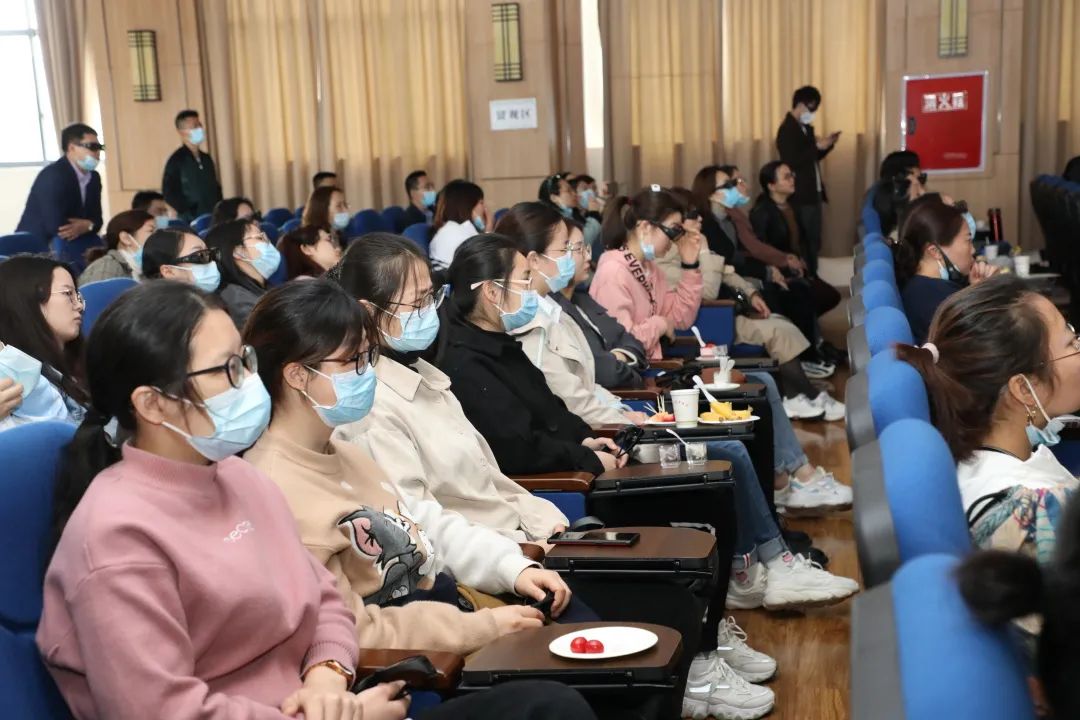 牛掰格拉斯_牛掰格拉斯下一句怎么接_牛掰格拉斯的表情包