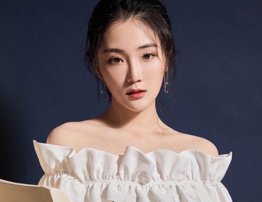 貌美如花下句是什么_貌如花美歌似泉流_貌美如花