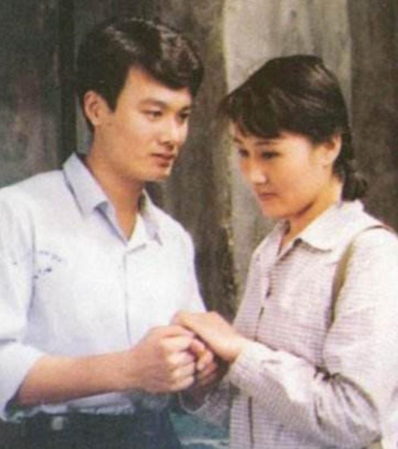 貌如花美歌似泉流_貌美如花_貌美如花下句是什么