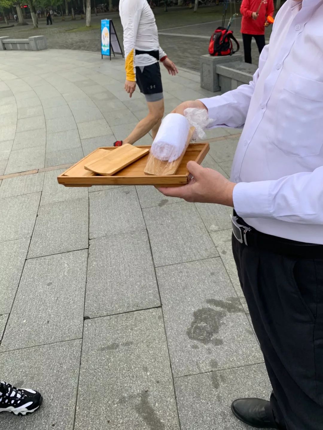 湖西子奶茶_湖西子妹制造人_西子湖