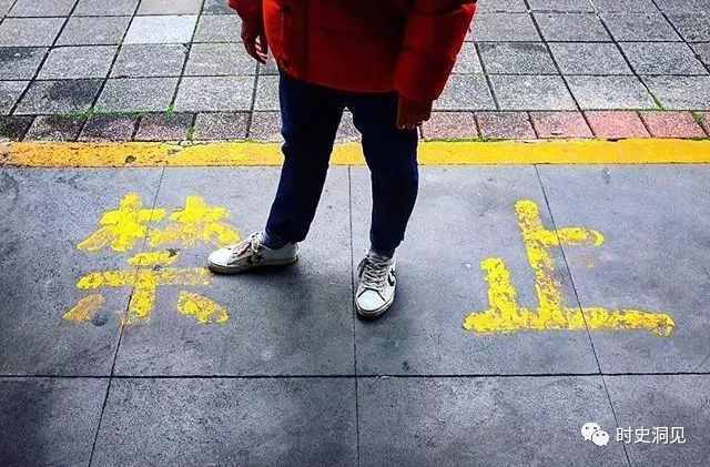 小人得志的讽刺发朋友圈句子_小人得志_小人得志的近义词