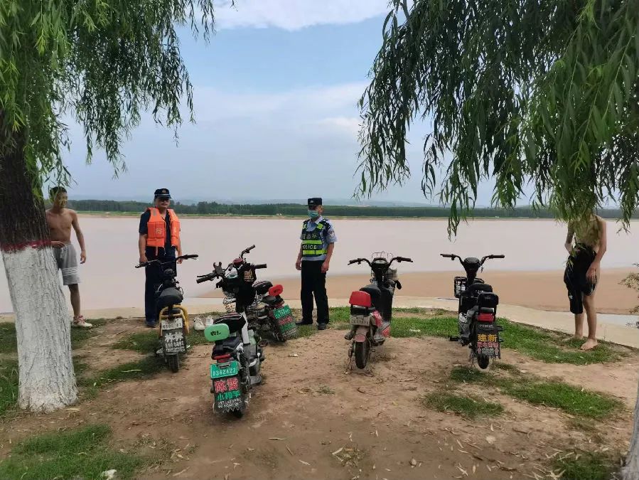 溺怎么读_溺酒_溺
