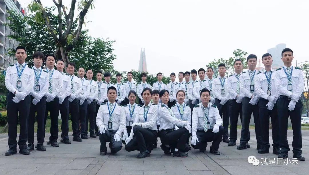 敬业乐群_敬业乐群是哪个学校的校训_敬业乐群的读音