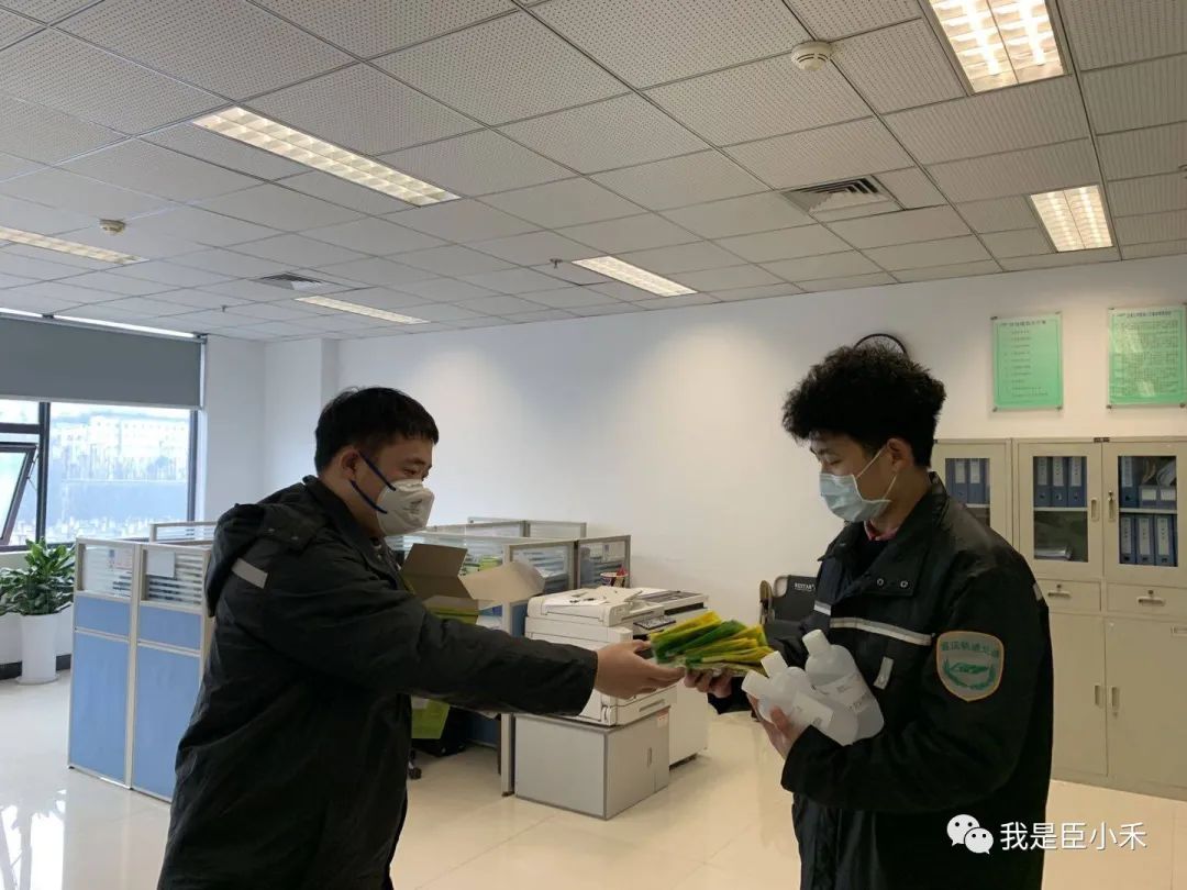 敬业乐群的读音_敬业乐群_敬业乐群是哪个学校的校训