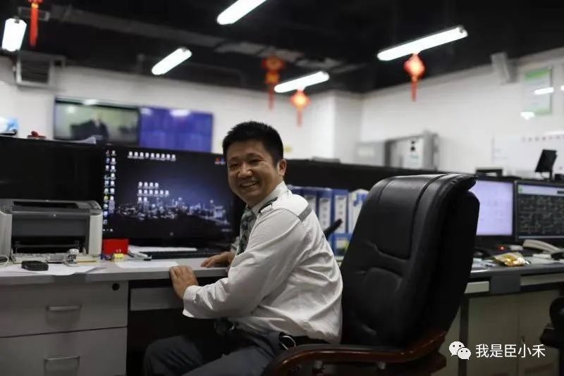 敬业乐群的读音_敬业乐群_敬业乐群是哪个学校的校训