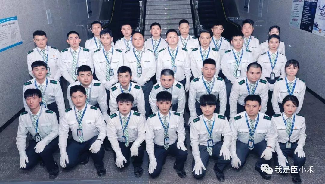 敬业乐群是哪个学校的校训_敬业乐群_敬业乐群的读音