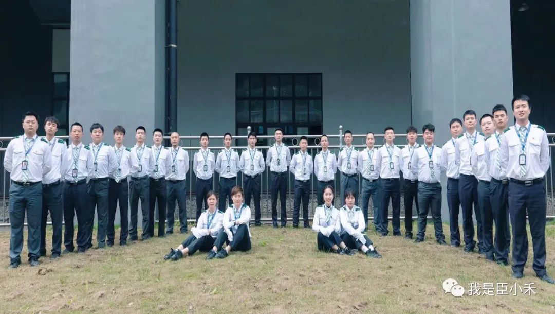 敬业乐群是哪个学校的校训_敬业乐群的读音_敬业乐群