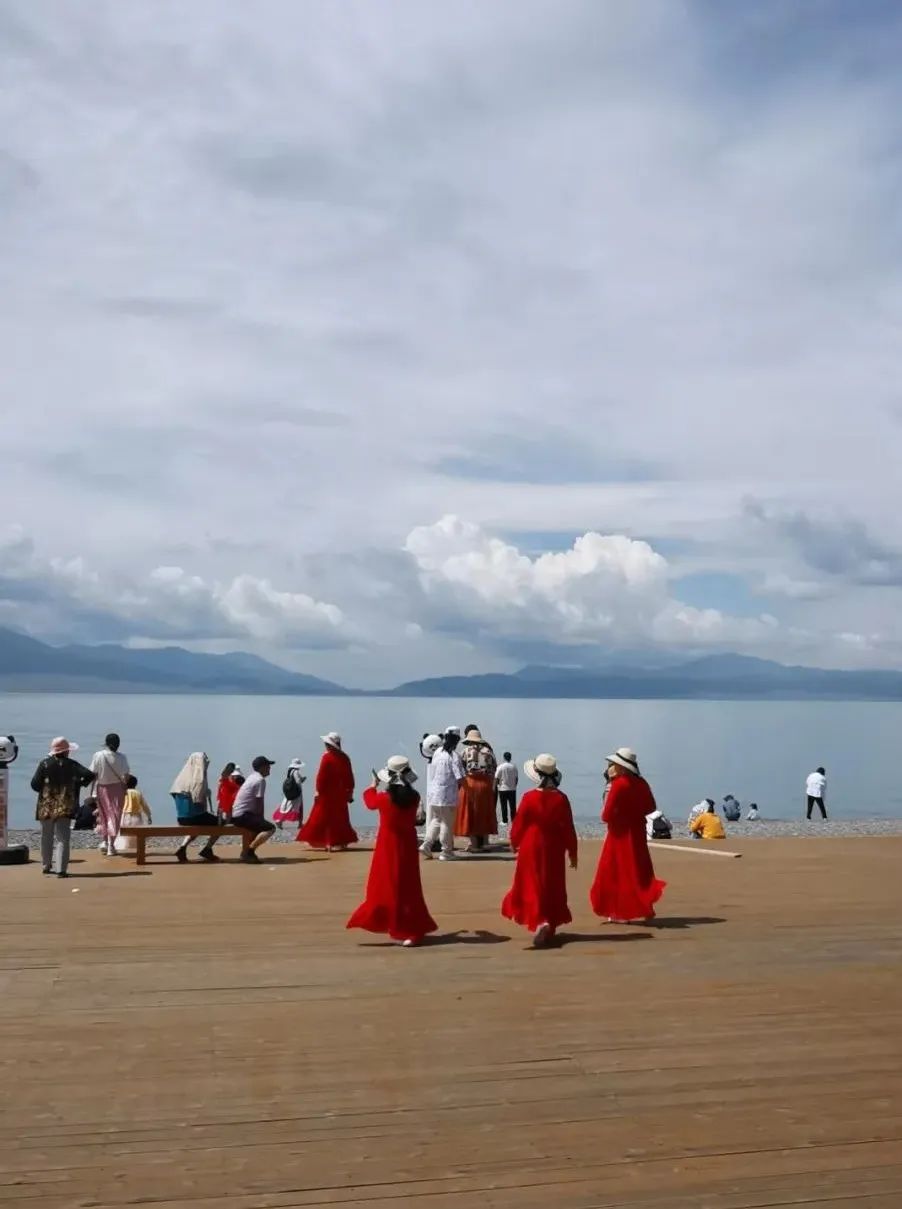 蓝天旅游_蓝天旅游景点_蓝天旅游官网