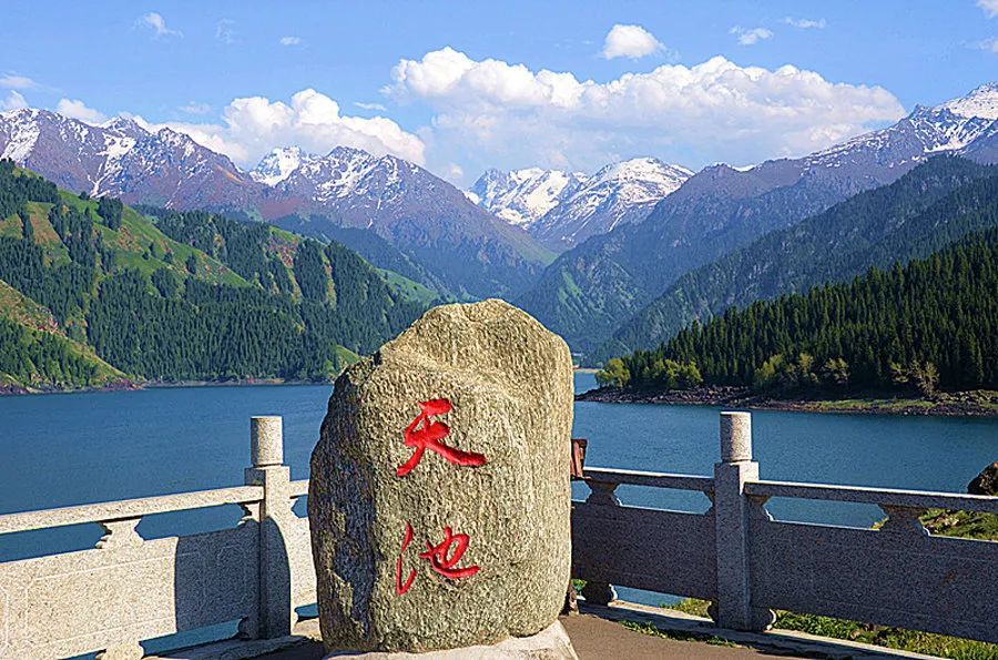 蓝天旅游_蓝天旅游景点_蓝天旅游官网