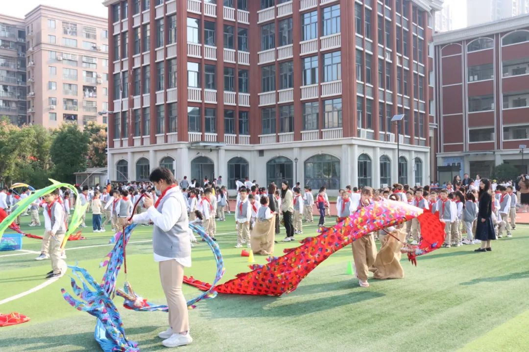 诚心诚意诚是什么意思_诚心诚意_诚意诚心的意思