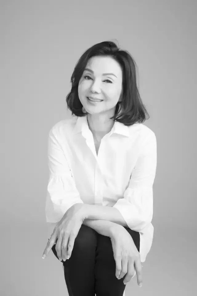 林爱儿与何超盈_林爱儿_林爱儿结婚了吗