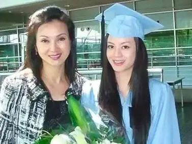 林爱儿结婚了吗_林爱儿与何超盈_林爱儿