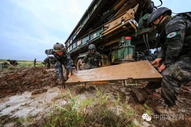 逢山开路_逢山开路下一句_逢山开路是不是成语