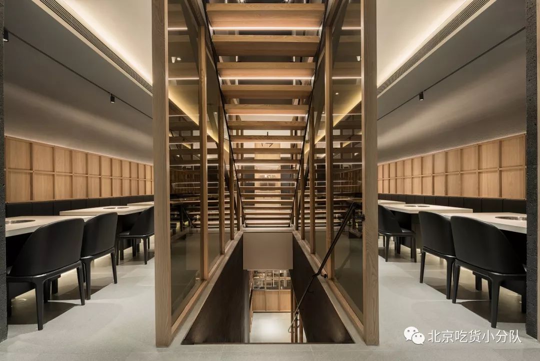 憋尿快憋哭了但是不让尿_憋精憋回去了会怎么样_憋