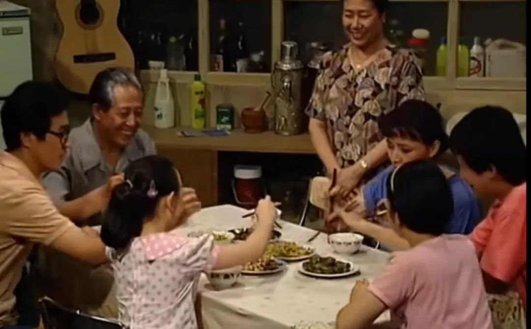 尊长幼卑是什么意思_尊卑长幼要分明啥意思_长幼尊卑