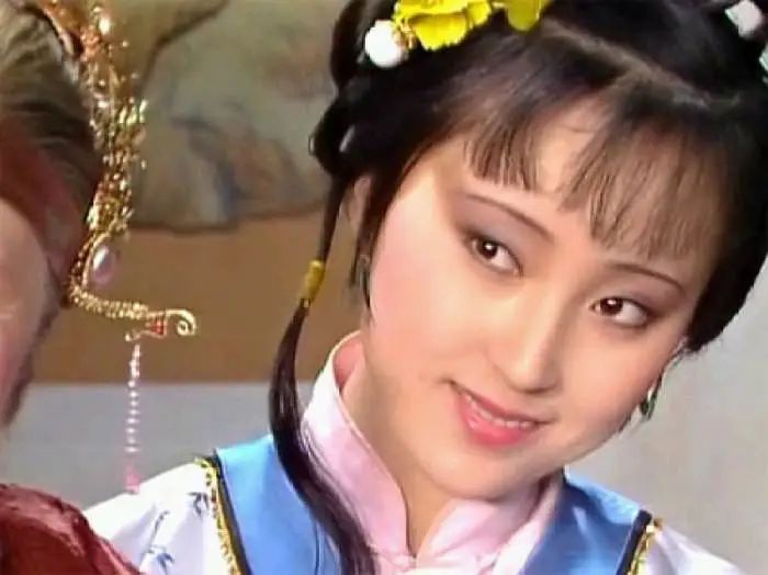 尊卑长幼有序_长幼尊卑_尊卑长幼要分明啥意思