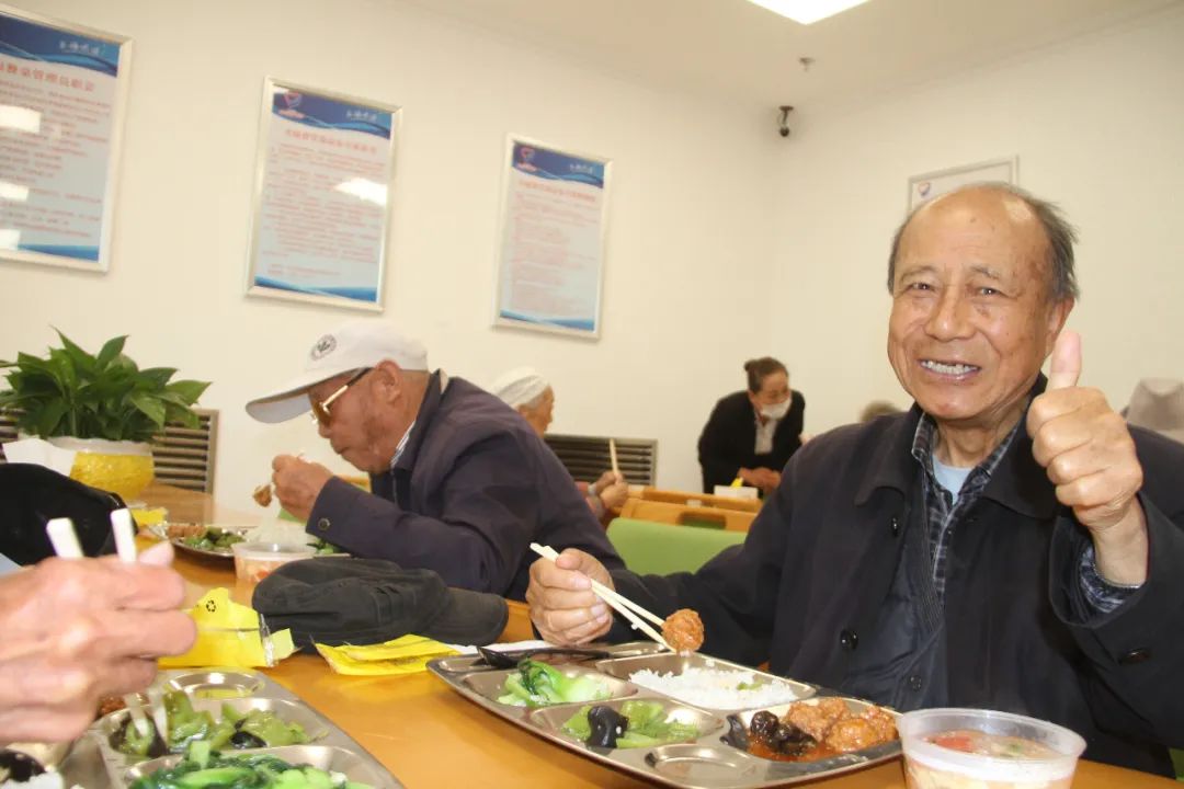 湖海成语四个字_湖海塘_海湖