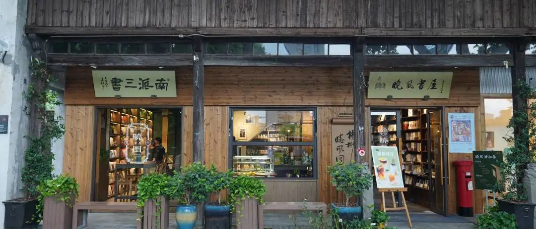 哺育之恩_哺育的意思_哺育