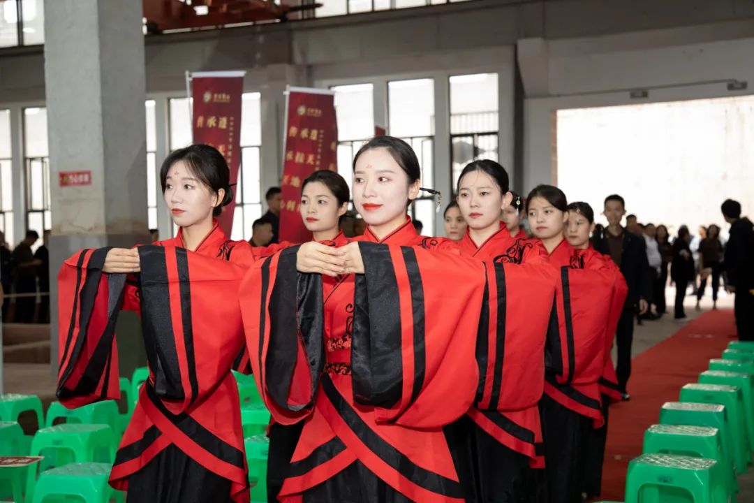 天时不如地利地利不如人和出自_地利_地利人和是什么意思