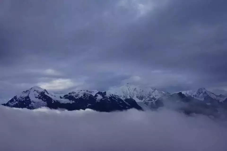丹东格拉西安_丹东格拉地区_格拉丹东