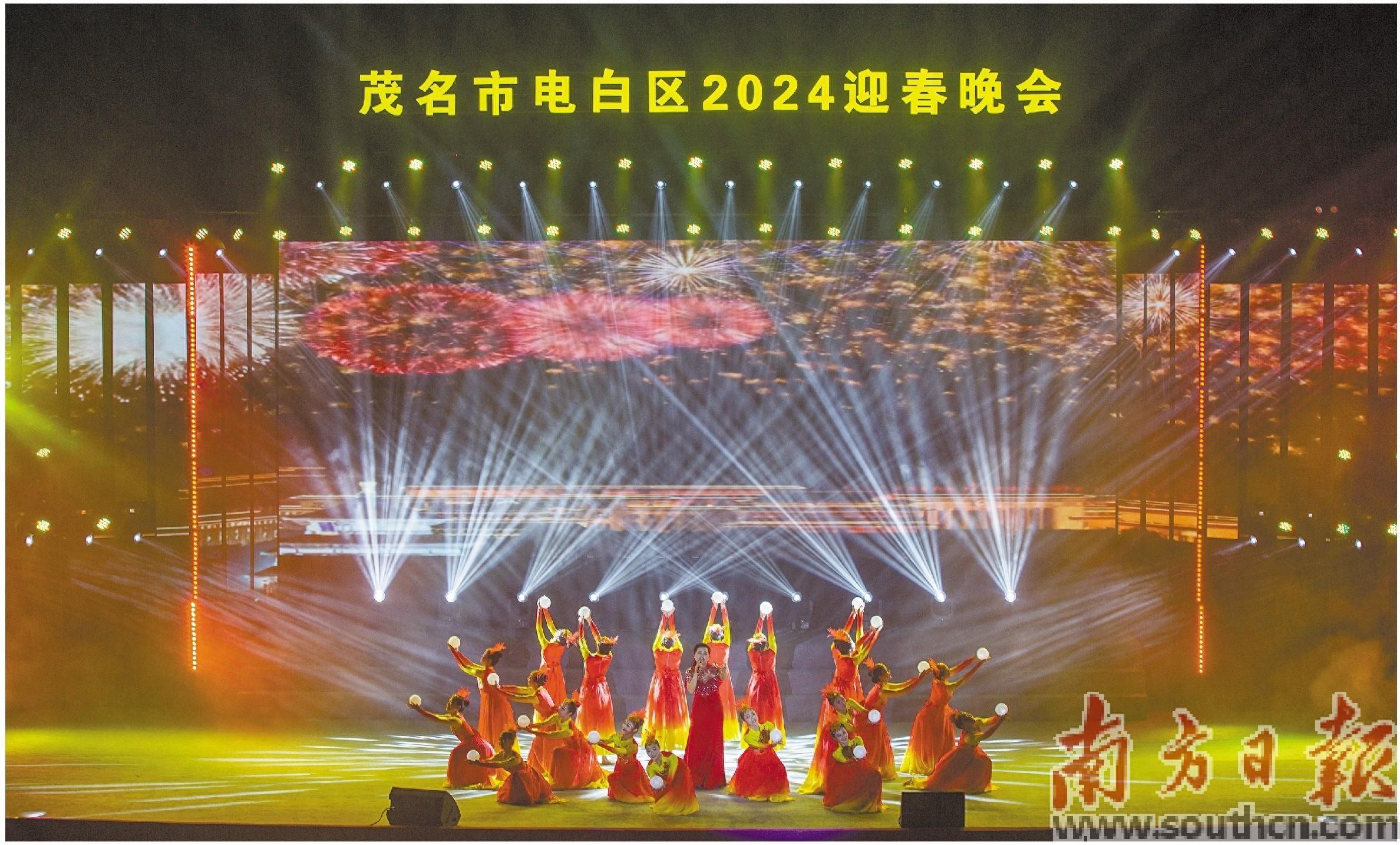 笑语欢言的意思_笑语欢腾_欢声笑语