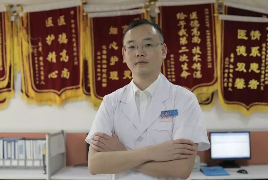 温文儒雅_温文儒雅的_儒雅温文尔雅