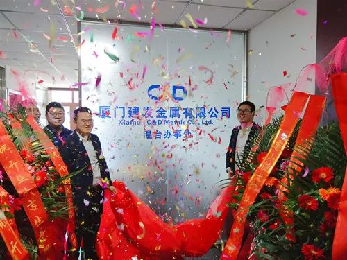 温呐温呐温呐什么歌_温青山温冬芬_温