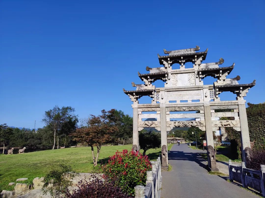 桃花潭水_桃花潭水深千尺_桃花潭水