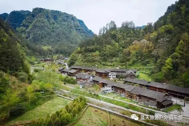 蓝天旅游景点有哪些地方好玩_蓝天旅游官网_蓝天旅游
