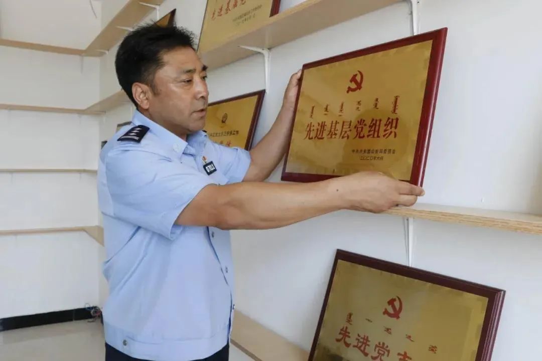 跪求一腔热血_腔热血是什么意思_一腔热血