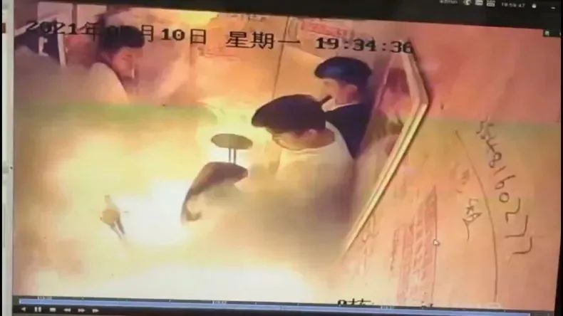 dashes_打蛇随棍上的意思_打蛇上竿