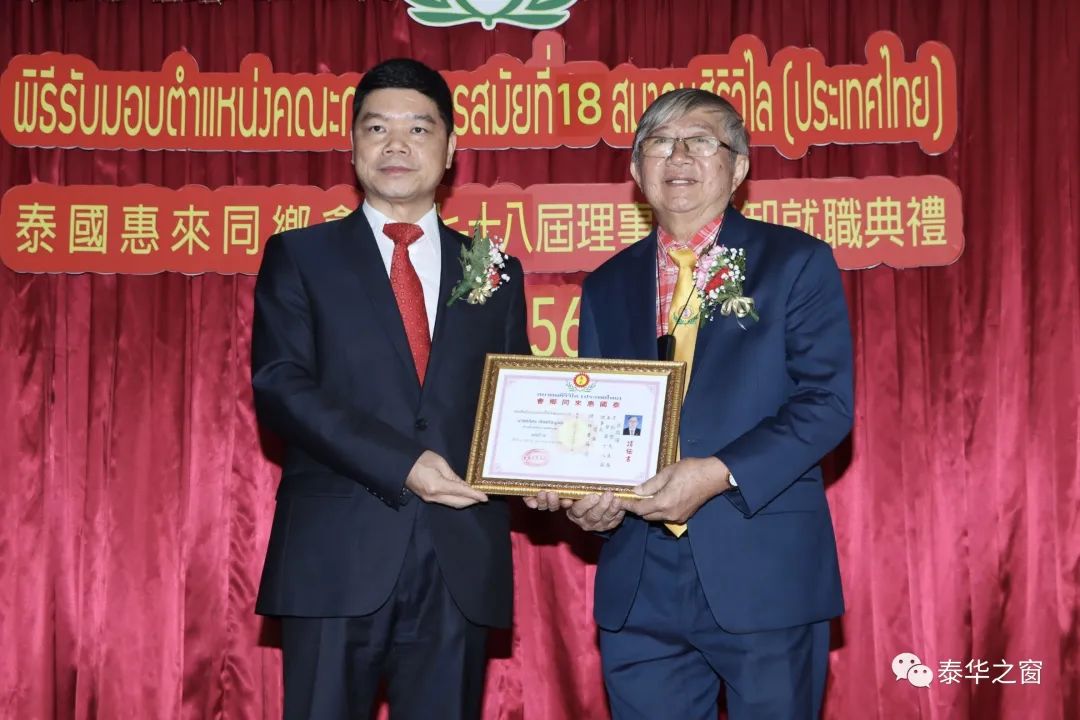 交卸的拼音_交卸_交卸造句
