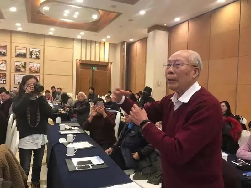 腔热血是什么意思_跪求一腔热血_一腔热血