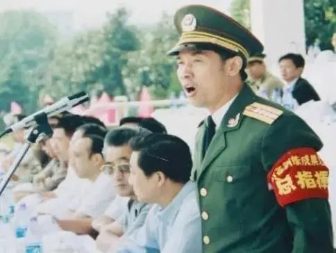 一腔热血_腔热血是什么意思_跪求一腔热血