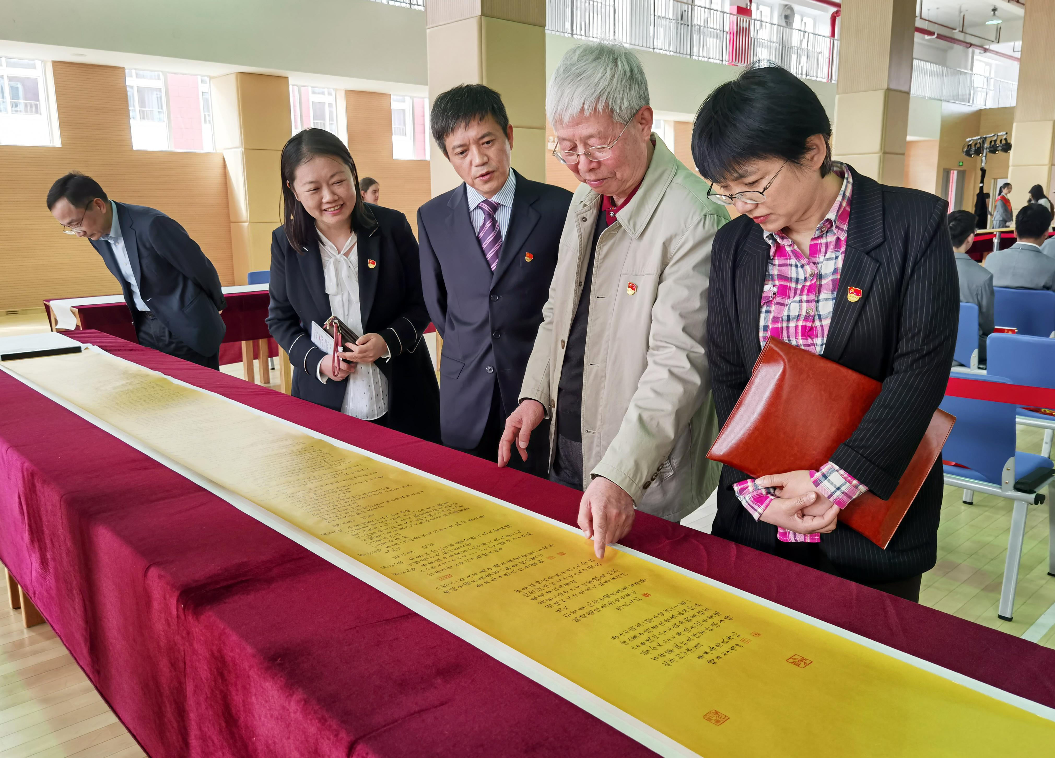 逾古稀年可以组成什么成语_古逾稀年有这个成语吗_年逾古稀