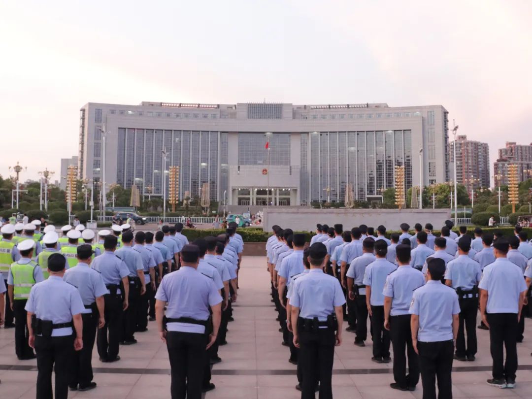 殚精竭虑什么意_殚精竭虑_竭虑殚精意思