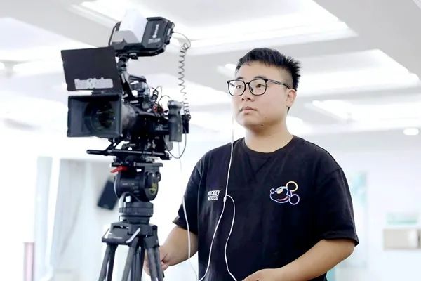 燕郊房价_燕的组词_燕