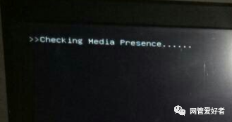 checking_checkingin_checkingmedia
