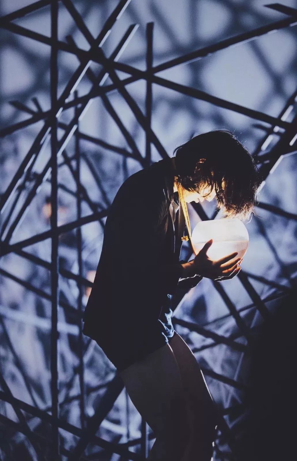 mesmerizing怎么读_mesmerizing_mesmerizing的词性