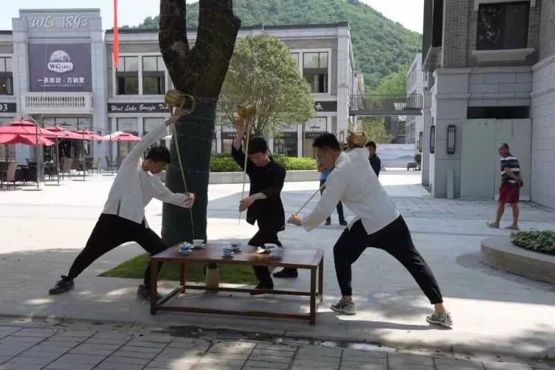 蜚声中外怎么读音是什么意思_蜚声中外_中外蜚声三晋扬