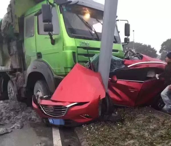 惨烈_惨烈车祸_惨烈是什么意思