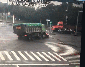 惨烈车祸_惨烈_惨烈是什么意思